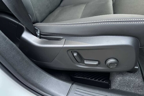 Used Volvo XC40 2024 for sale - 75467669: Photo 30