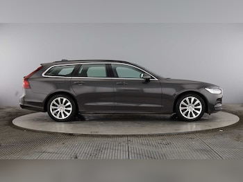 Used Volvo V90 2021 for sale - 77934329: Photo