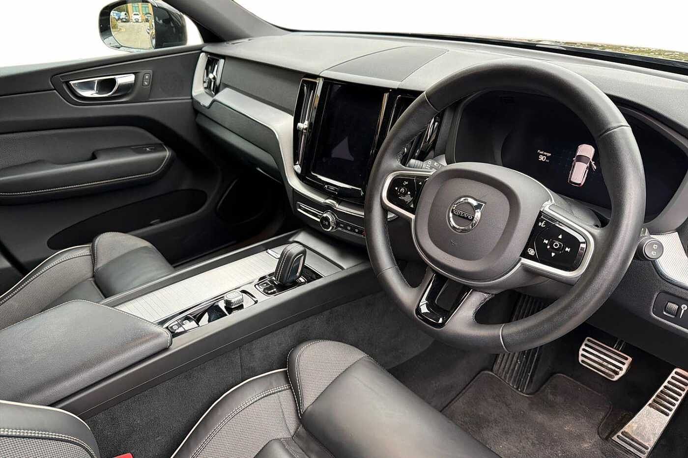 Used Volvo XC60 2022 for sale - 76544620: Photo 10