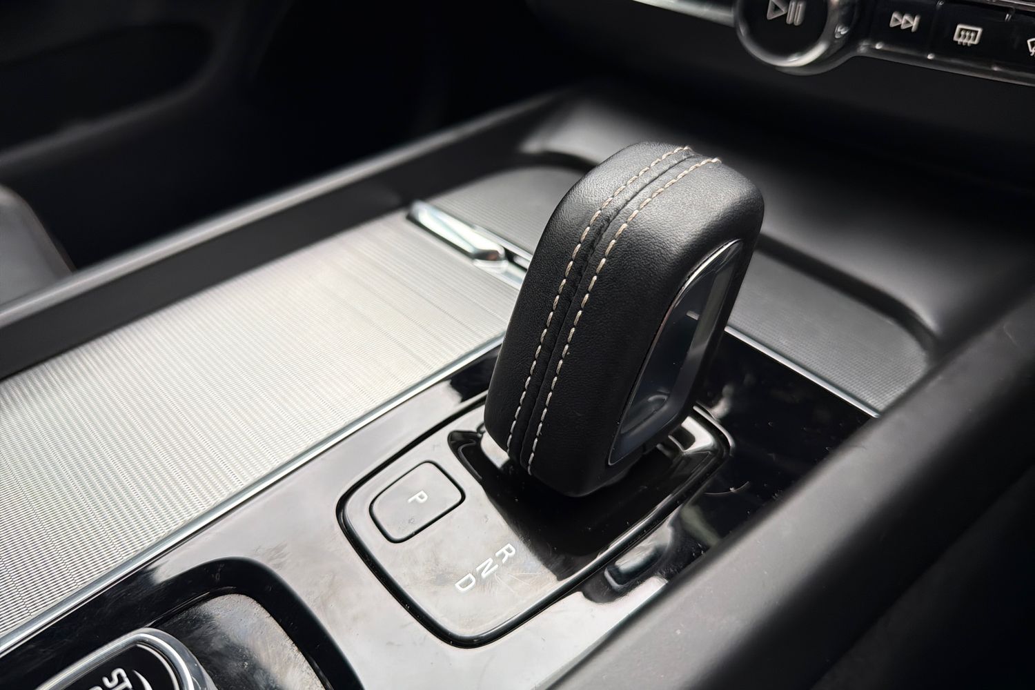 Used Volvo XC60 2022 for sale - 76544620: Photo 13