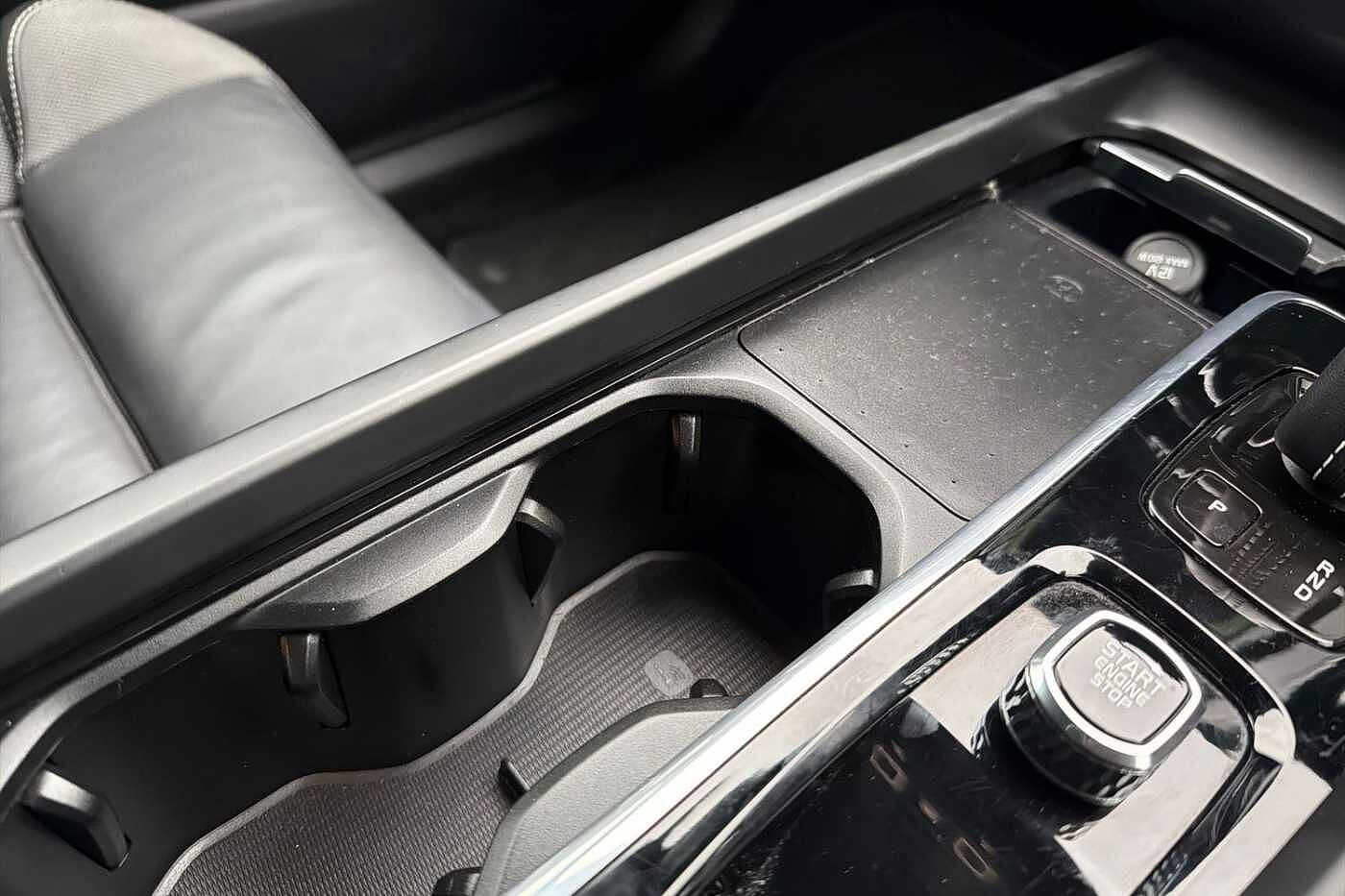 Used Volvo XC60 2022 for sale - 76544620: Photo 23