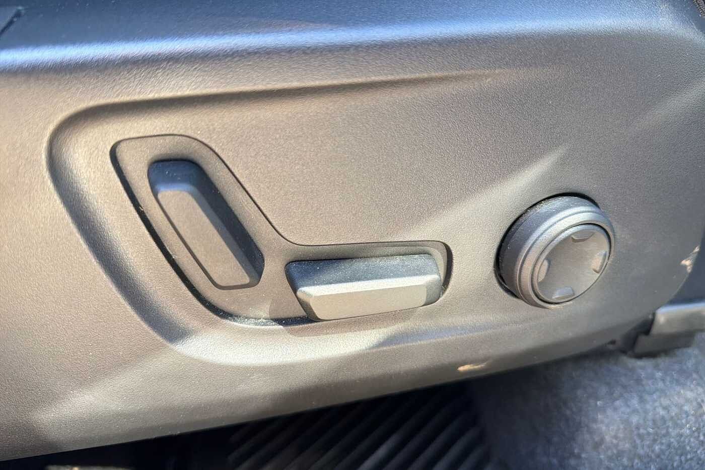 Used Volvo XC40 2025 for sale - 77619125: Photo 28