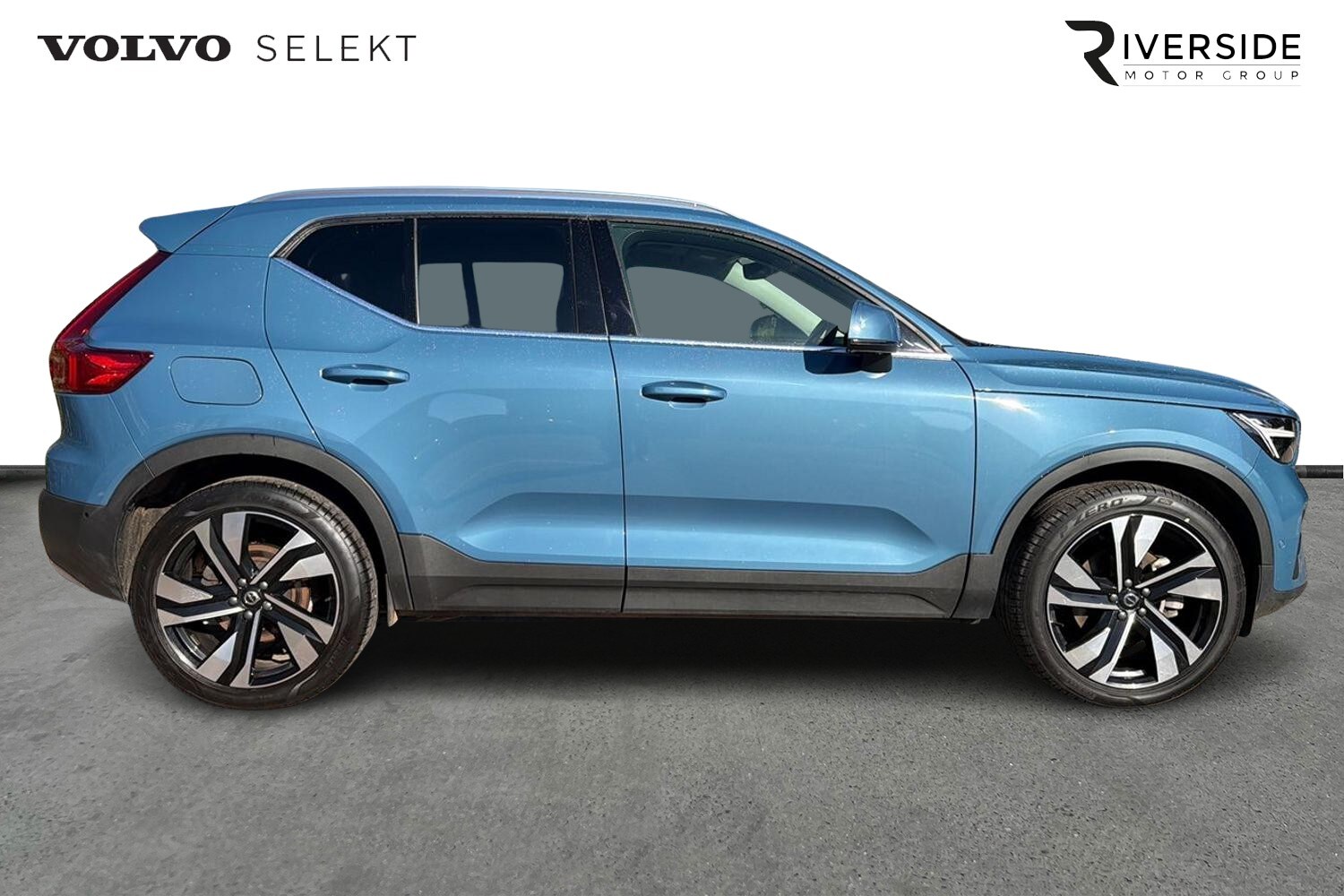 Used Volvo XC40 2025 for sale - 77619125: Photo 4