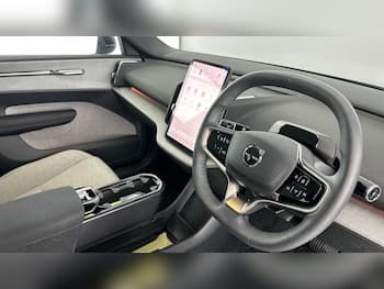 Used Volvo EX30 2025 for sale - 79673801: Photo