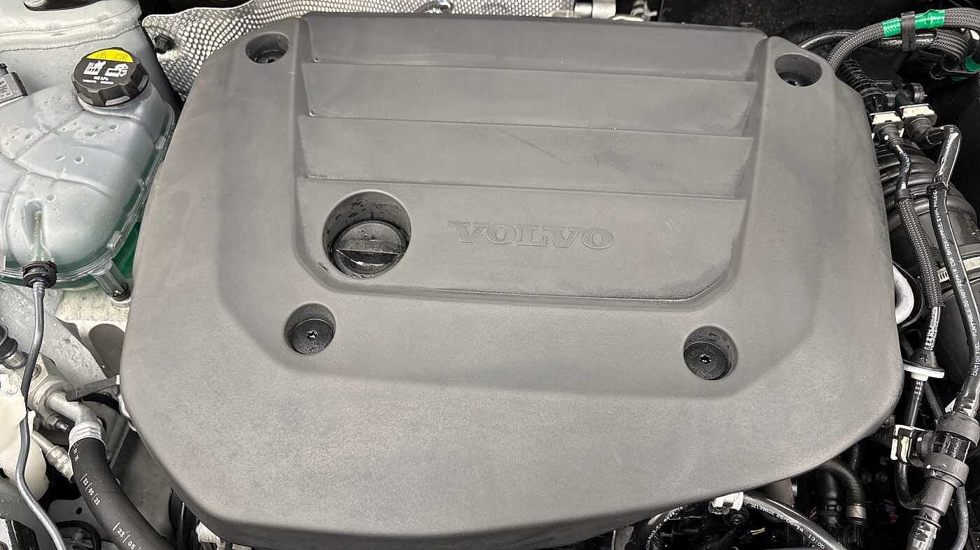 Used Volvo XC40 2025 for sale - 78165783: Photo 15