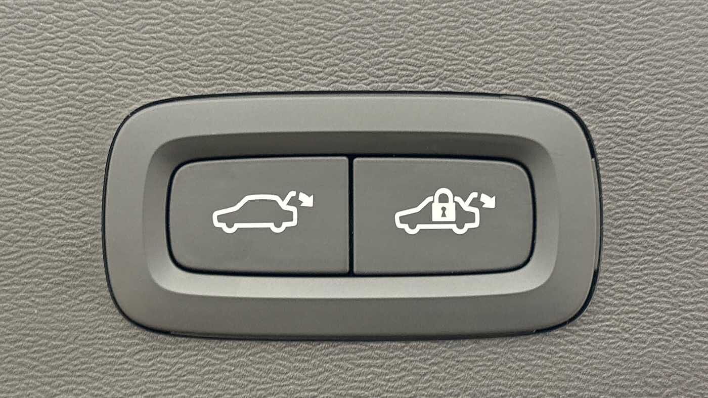 Used Volvo XC40 2025 for sale - 78165783: Photo 19