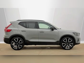 Used Volvo XC40 2025 for sale - 78165783: Photo