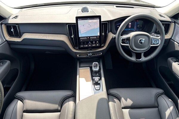 Used Volvo XC60 2025 for sale - 75467900: Photo 6