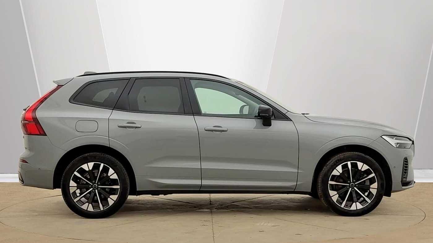 Used Volvo XC60 2025 for sale - 78165781: Photo 2