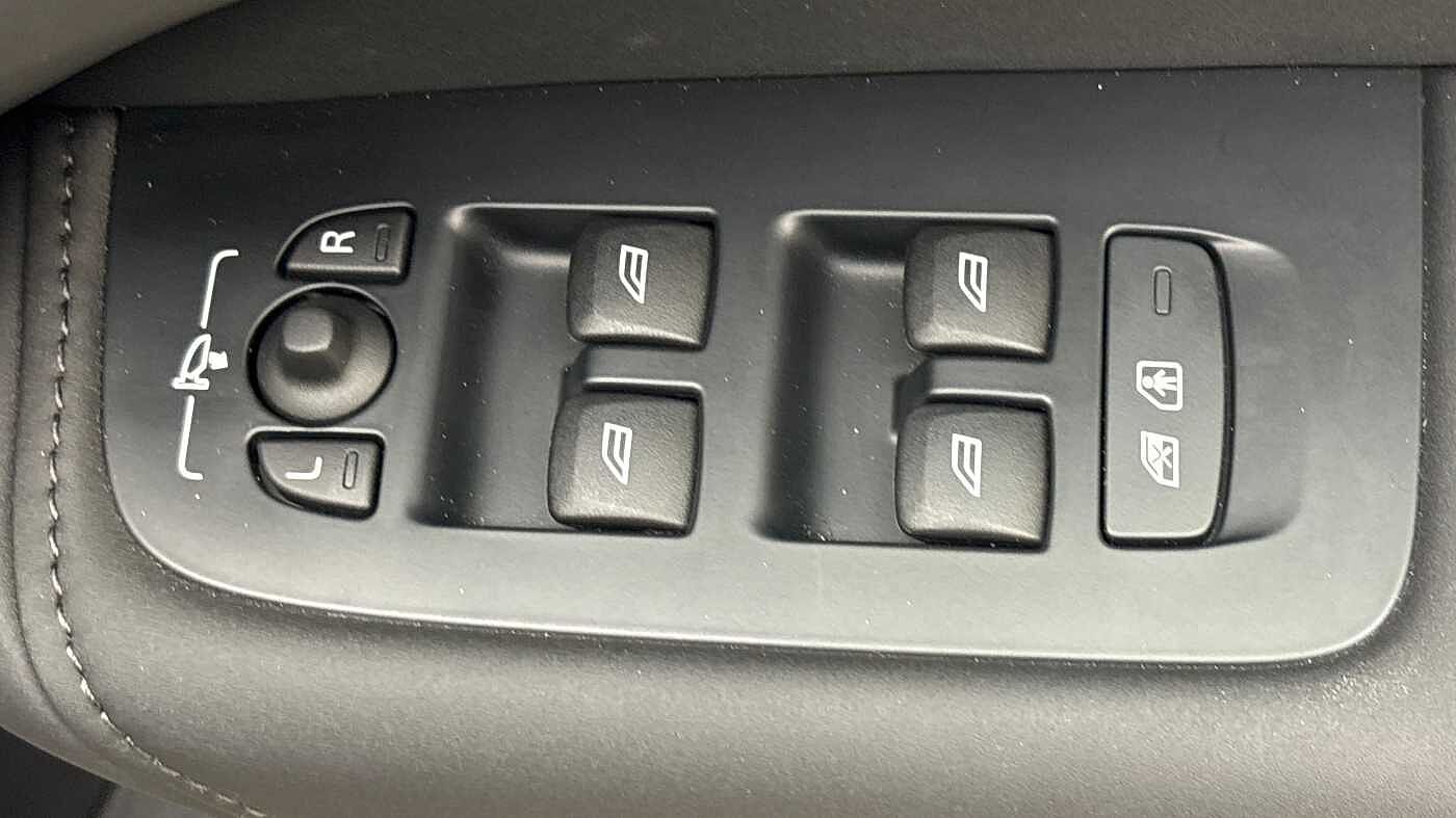 Used Volvo XC60 2025 for sale - 78165781: Photo 25