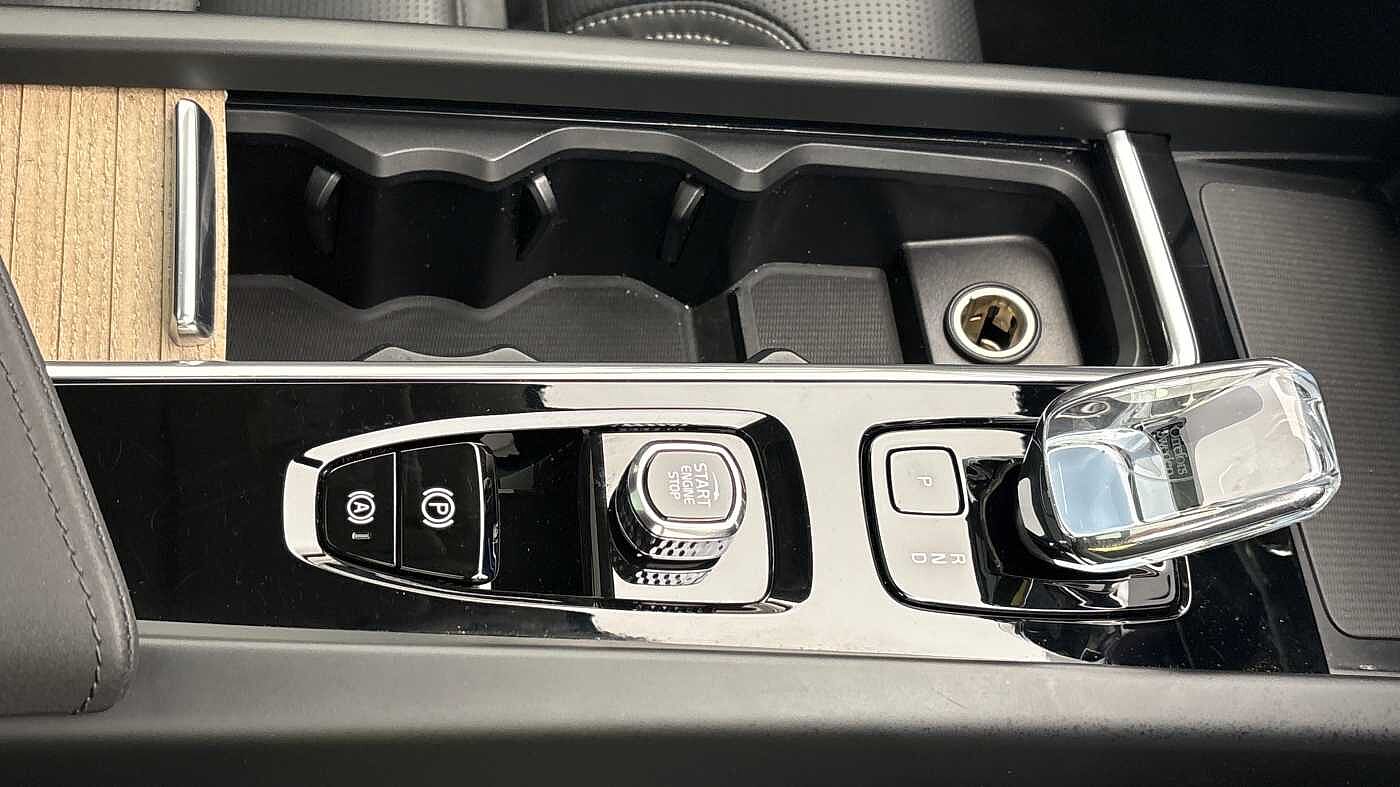 Used Volvo XC60 2025 for sale - 78165781: Photo 32