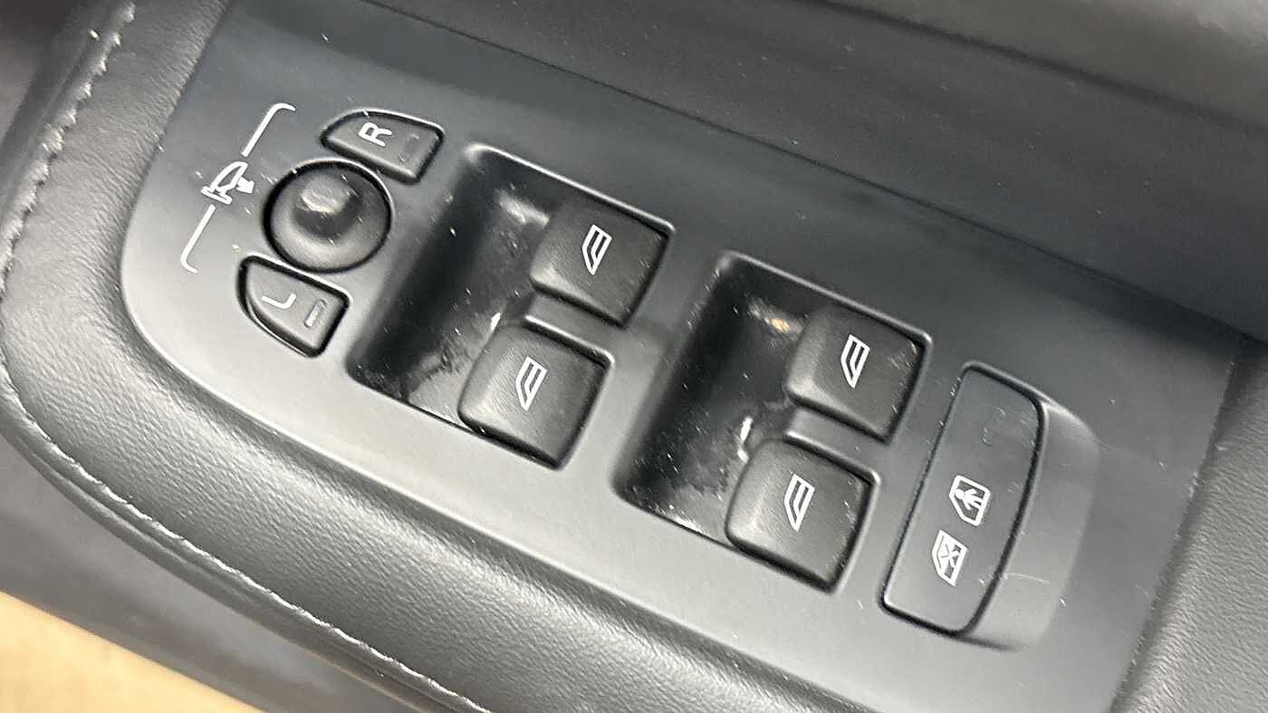 Used Volvo V60 2025 for sale - 77380967: Photo 25