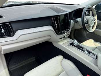 Used Volvo XC60 2021 for sale - 74878799: Photo