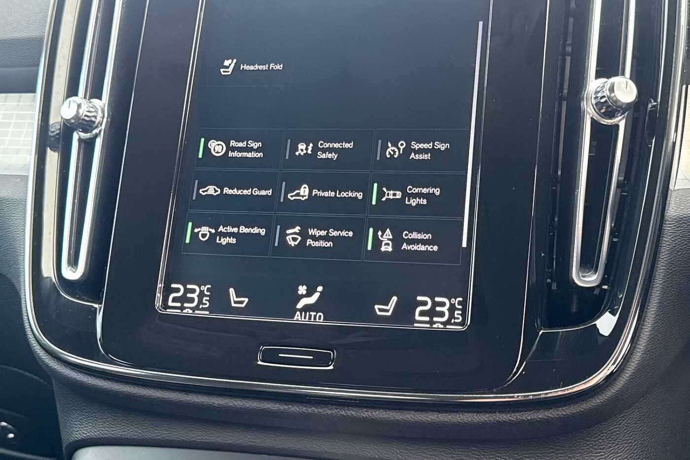 Used Volvo XC40 2020 for sale - 76894819: Photo 25