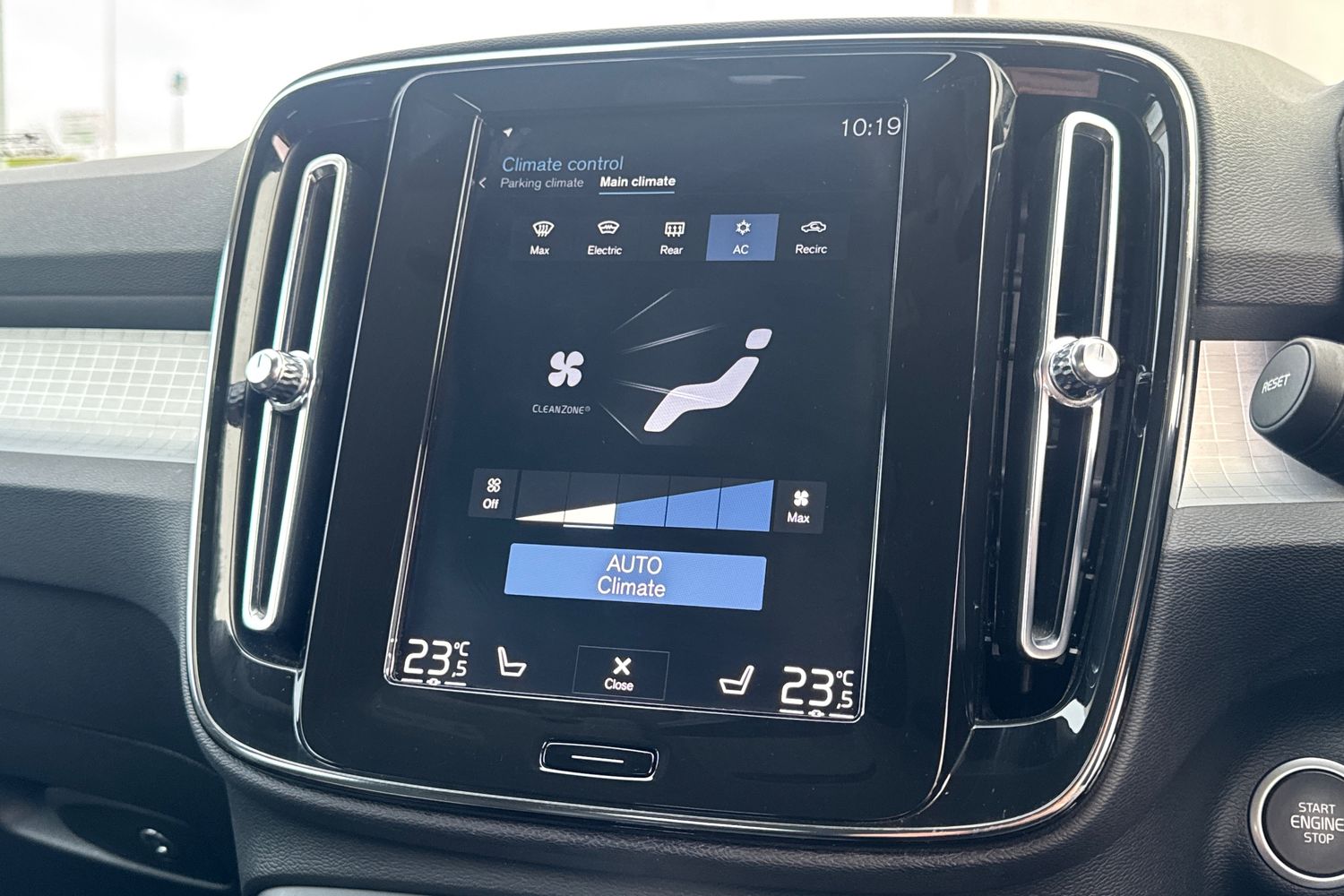 Used Volvo XC40 2020 for sale - 76894819: Photo 26