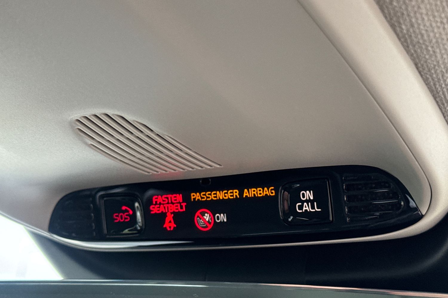 Used Volvo XC40 2020 for sale - 76894819: Photo 33