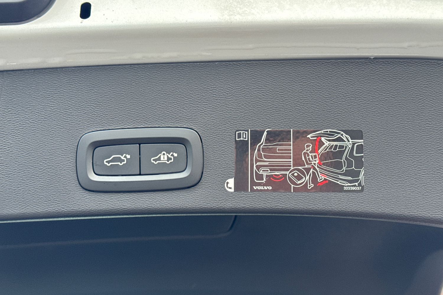 Used Volvo XC40 2020 for sale - 76894819: Photo 38