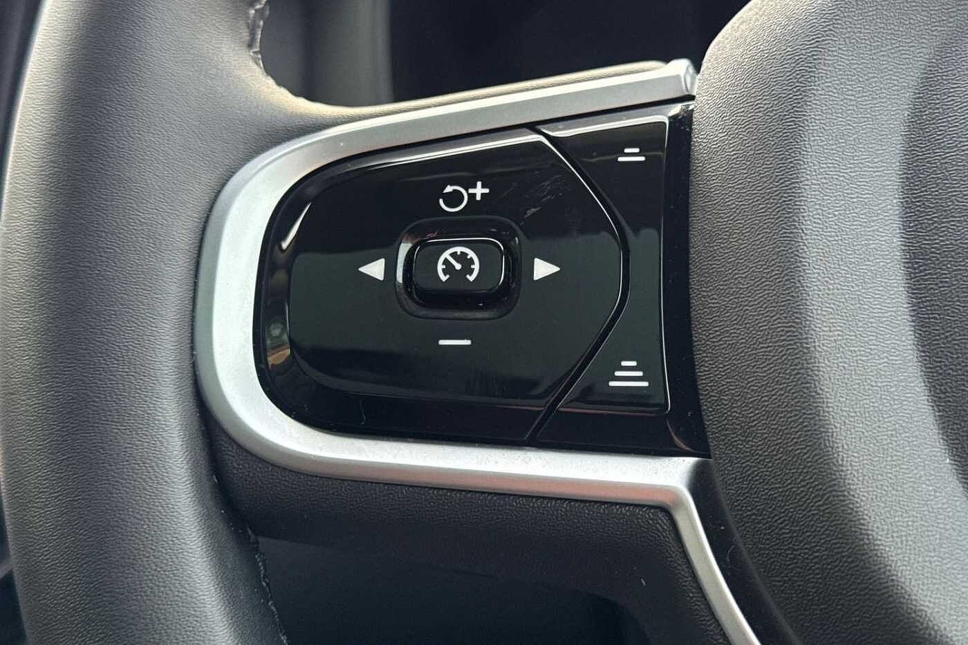 Used Volvo XC60 2025 for sale - 76817842: Photo 11