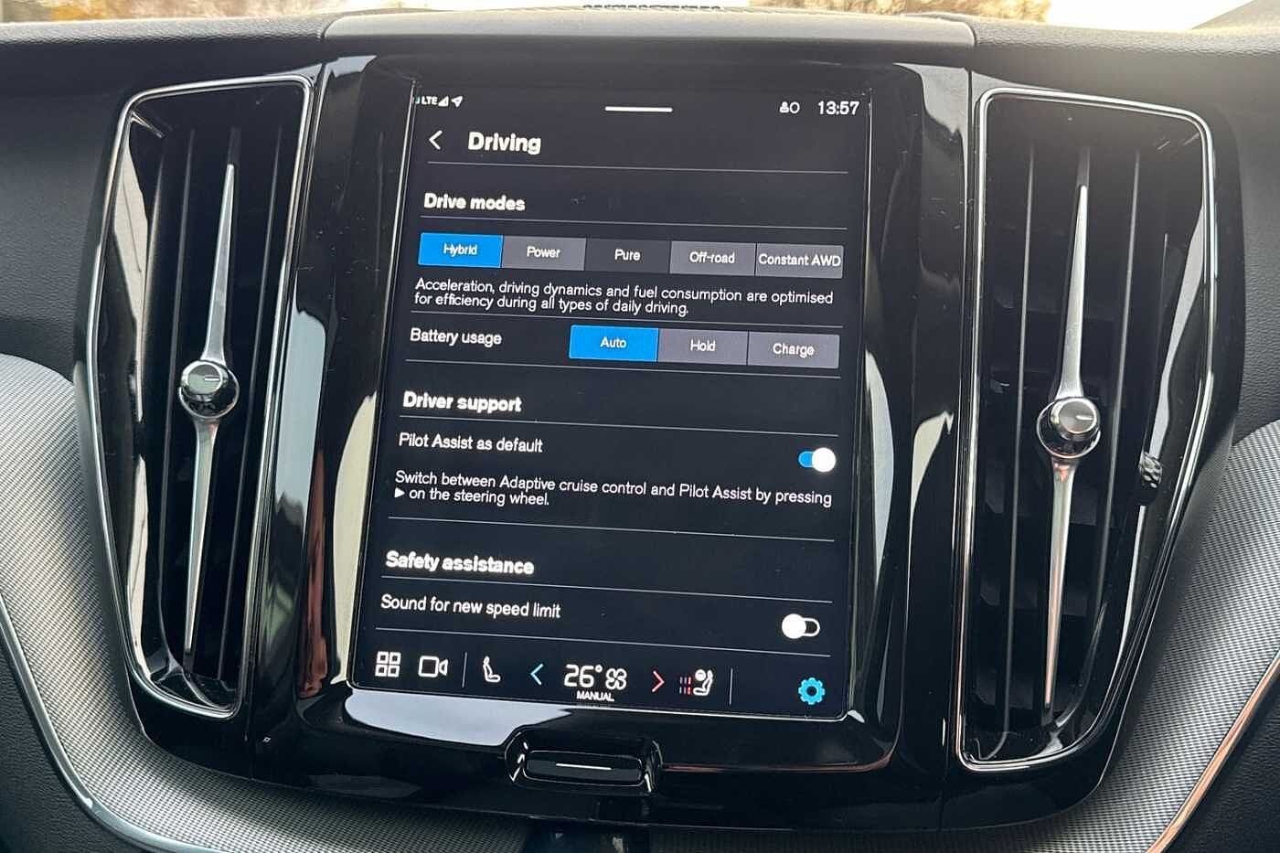 Used Volvo XC60 2025 for sale - 76817842: Photo 25