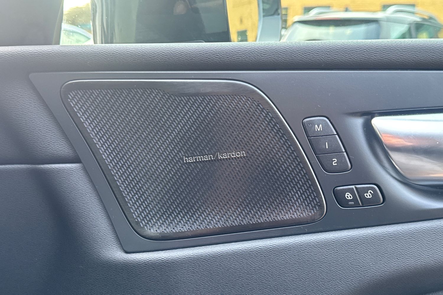 Used Volvo XC60 2025 for sale - 76817842: Photo 31