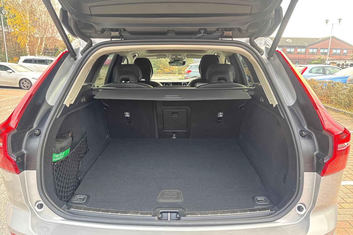 Used Volvo XC60 2025 for sale - 76817842: Photo 8