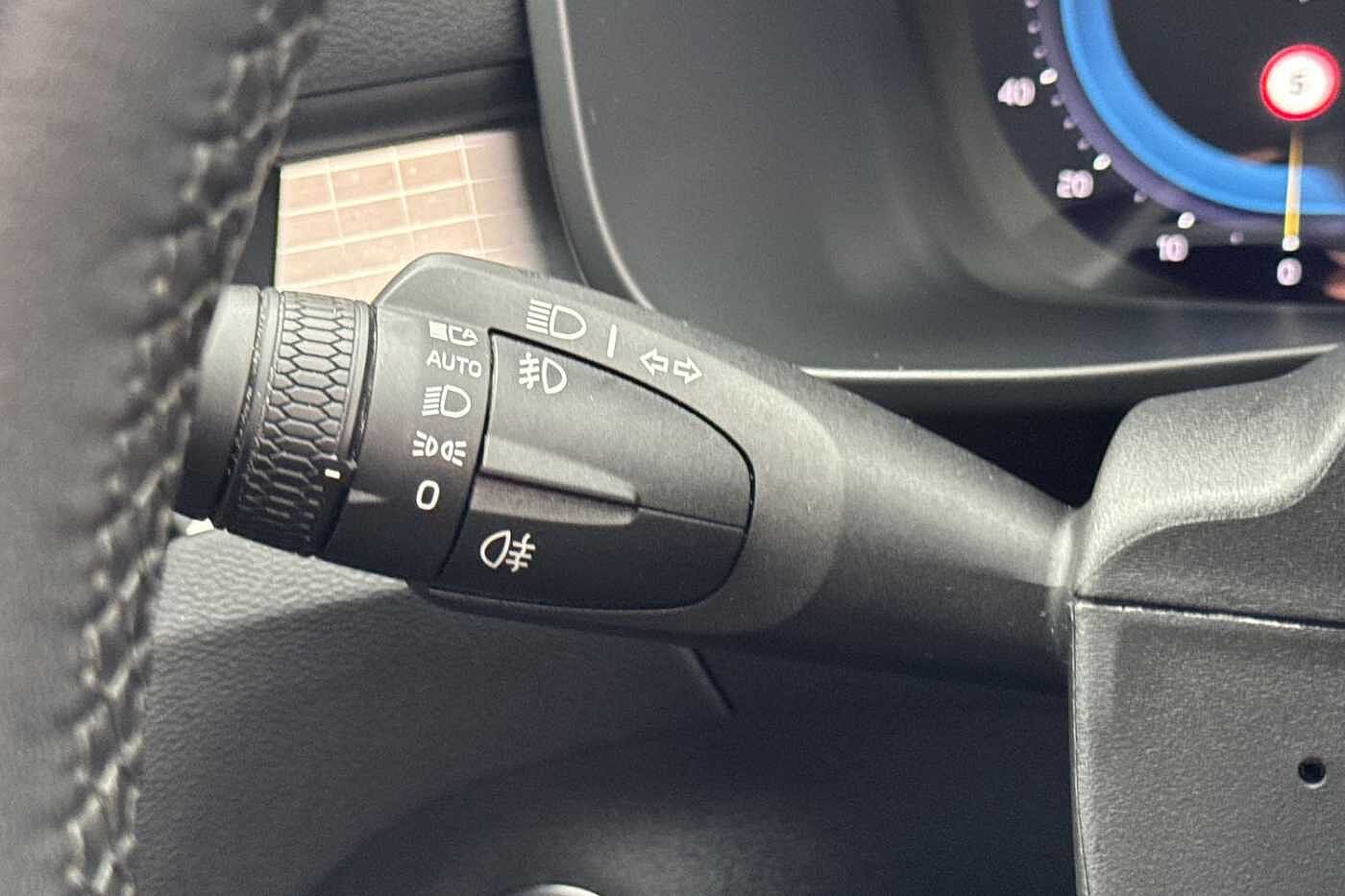 Used Volvo XC40 2023 for sale - 76302391: Photo 30