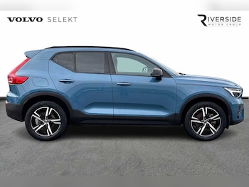 Used Volvo XC40 2023 for sale - 76302391: Photo
