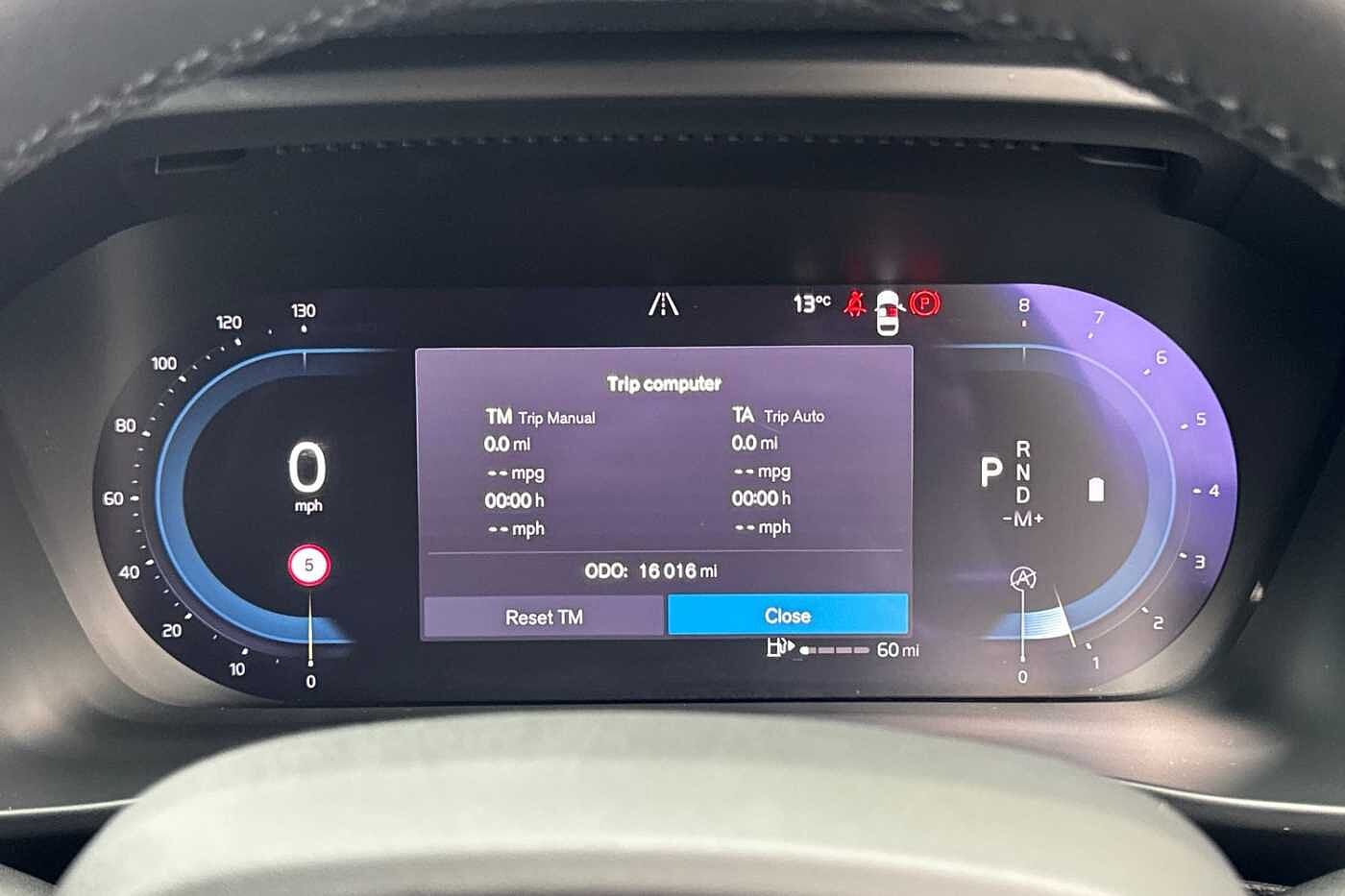 Used Volvo XC40 2023 for sale - 76302391: Photo 7