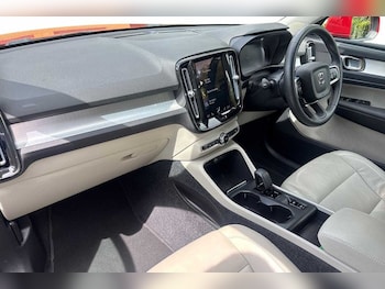 Used Volvo XC40 2021 for sale - 78656578: Photo