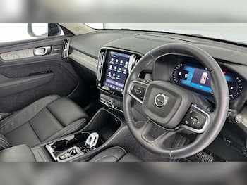 Used Volvo XC40 2025 for sale - 79673794: Photo
