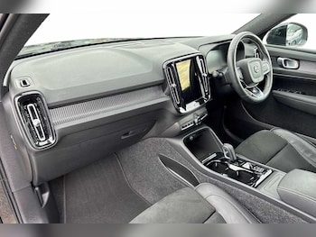 Used Volvo XC40 2021 for sale - 75467723: Photo