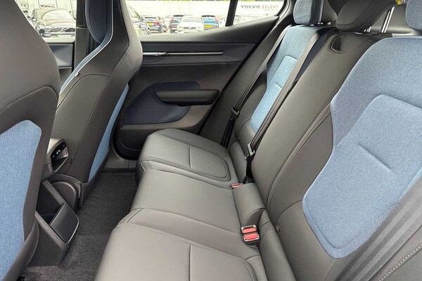 Used Volvo EX30 2025 for sale - 75467577: Photo 17