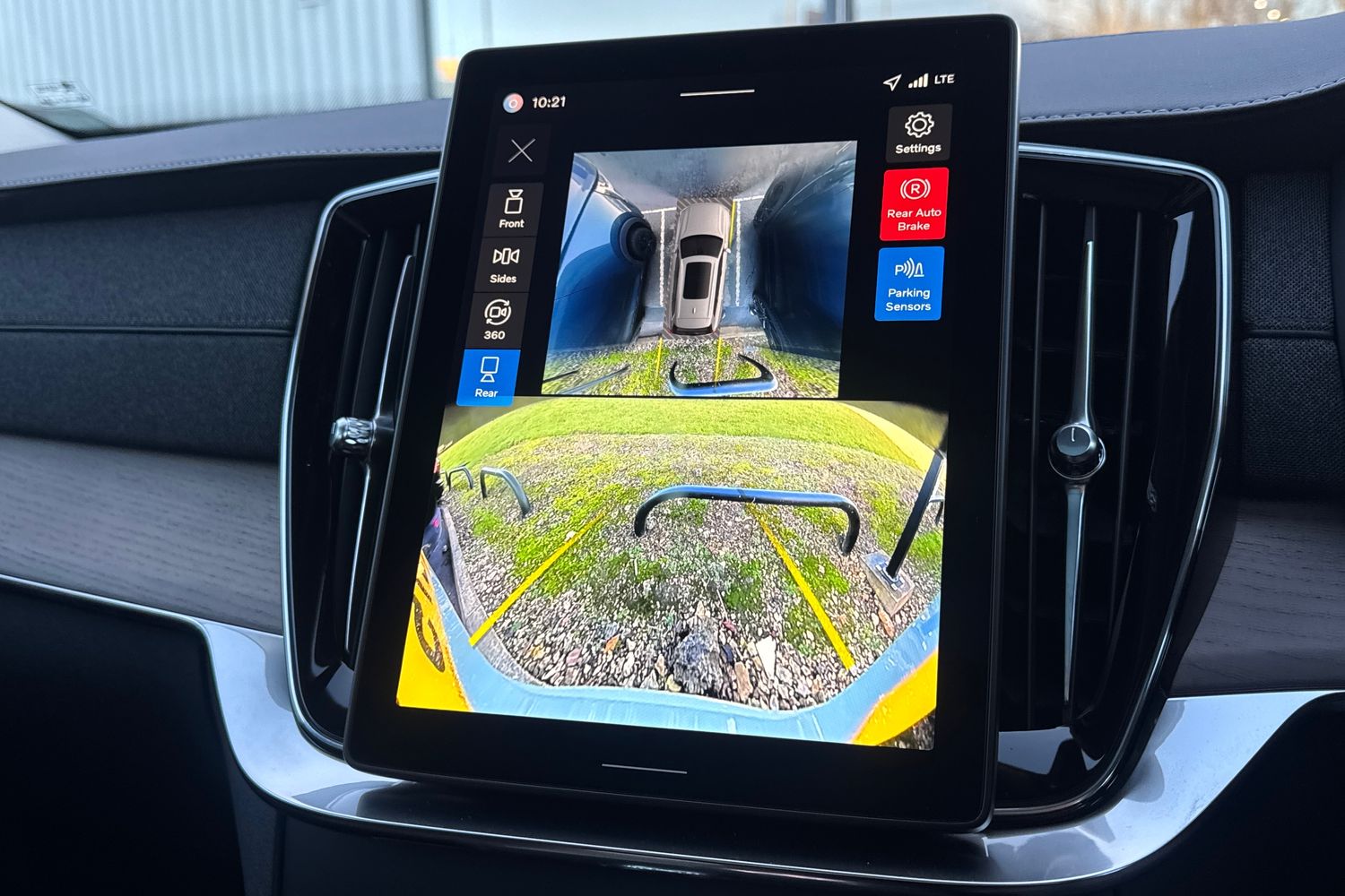 Used Volvo XC90 2025 for sale - 76796361: Photo 16