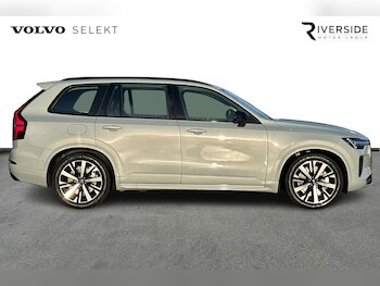 Used Volvo XC90 2025 for sale - 76796361: Photo