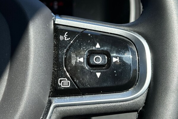 Used Volvo XC90 2022 for sale - 75467611: Photo 12