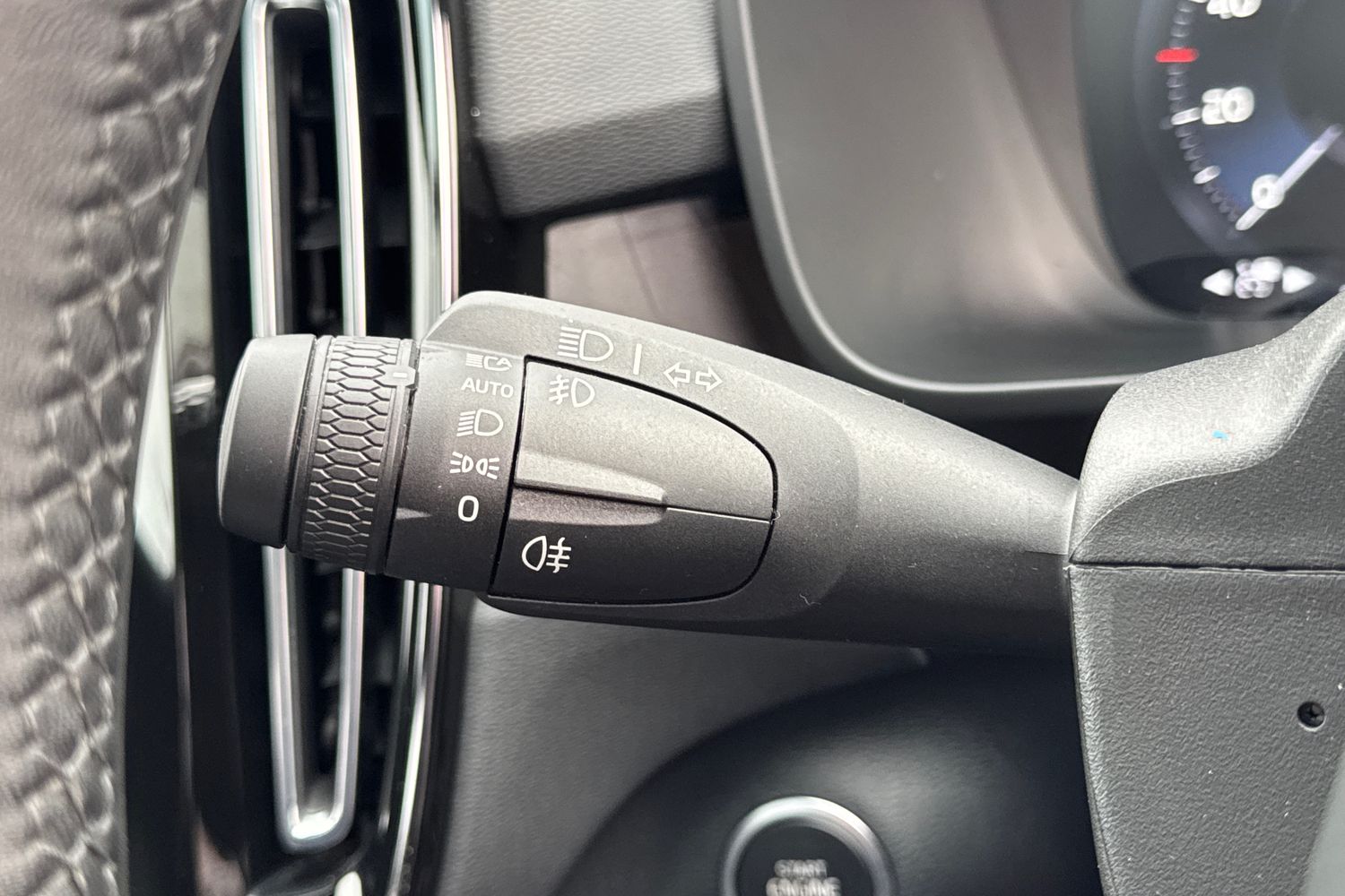 Used Volvo XC40 2022 for sale - 77198271: Photo 27