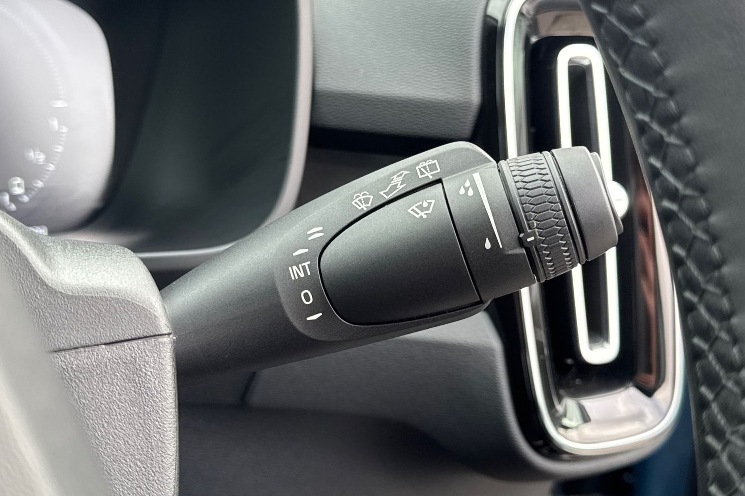 Used Volvo XC40 2022 for sale - 77198271: Photo 28