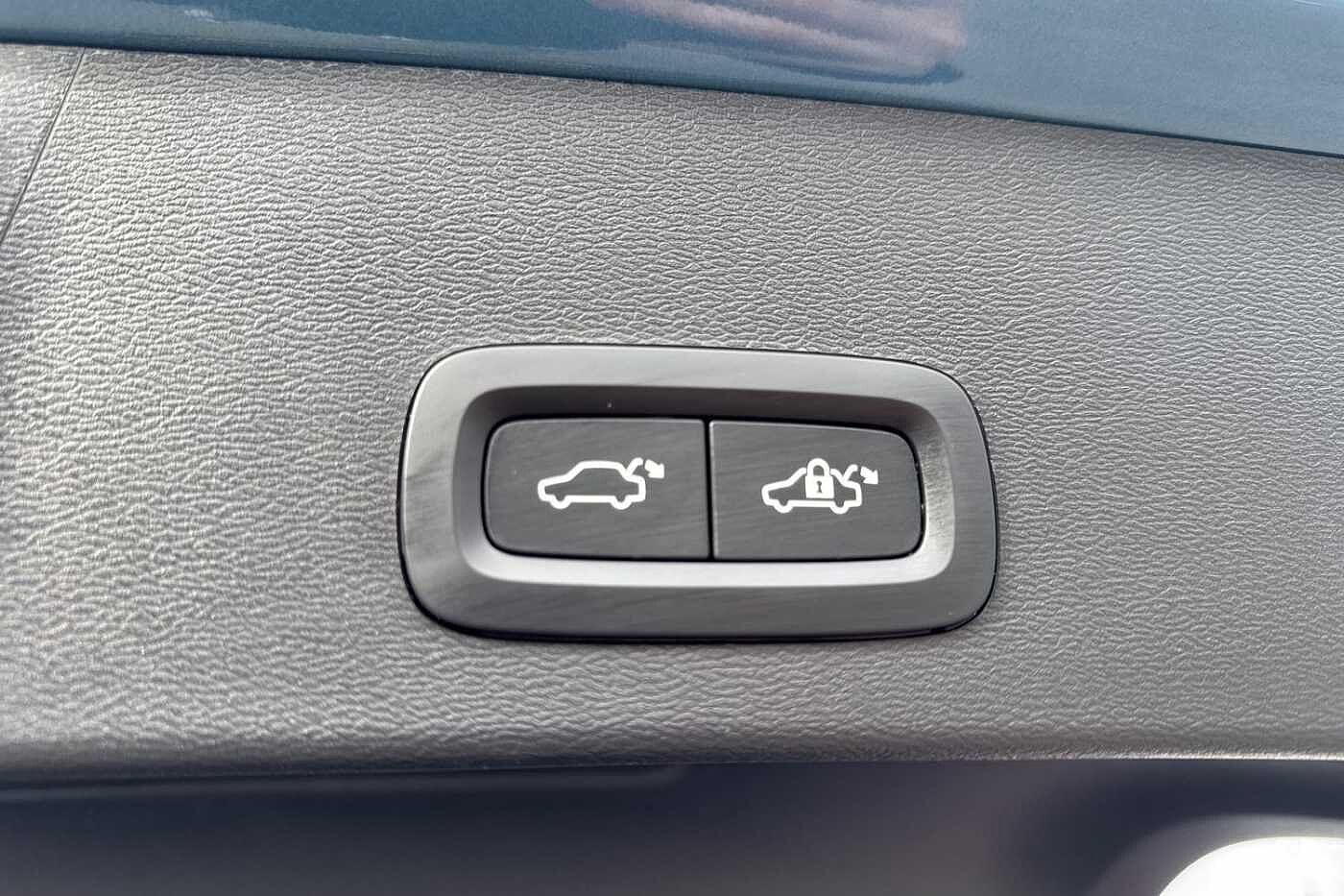 Used Volvo XC40 2022 for sale - 77198271: Photo 38