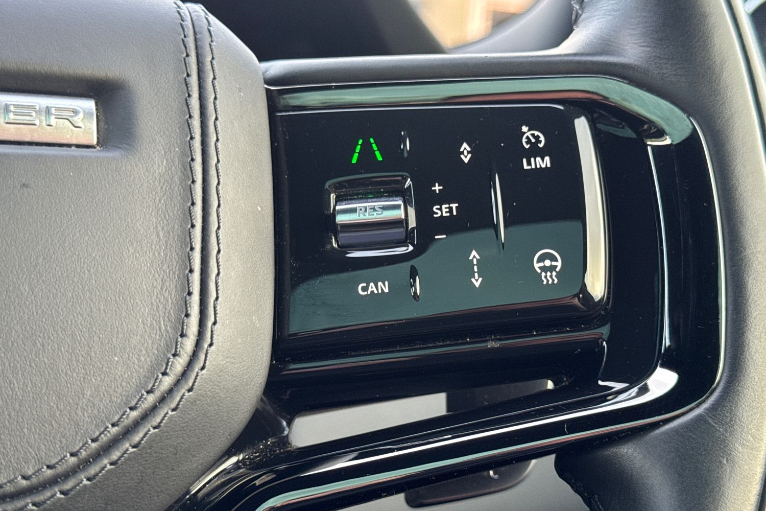 Used Land Rover Range Rover Evoque 2023 for sale - 76302468: Photo 12