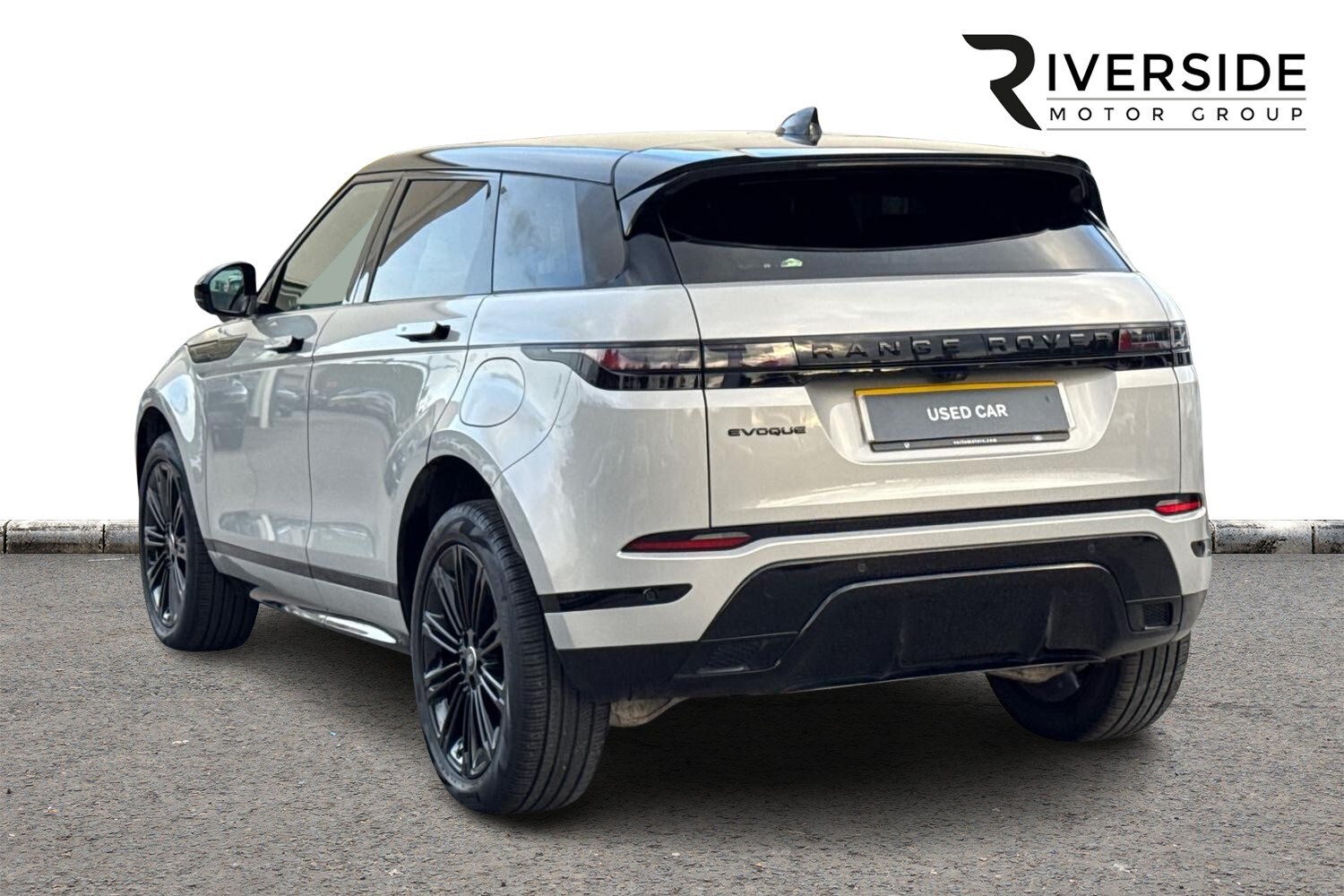 Used Land Rover Range Rover Evoque 2023 for sale - 76302468: Photo 3