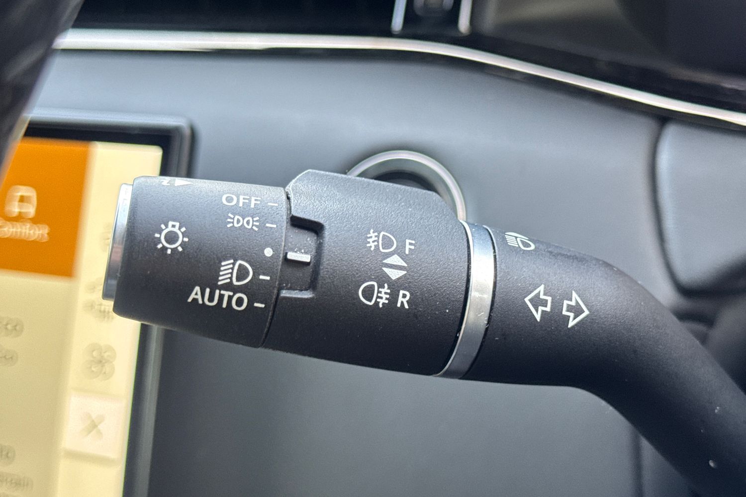 Used Land Rover Range Rover Evoque 2023 for sale - 76302468: Photo 32