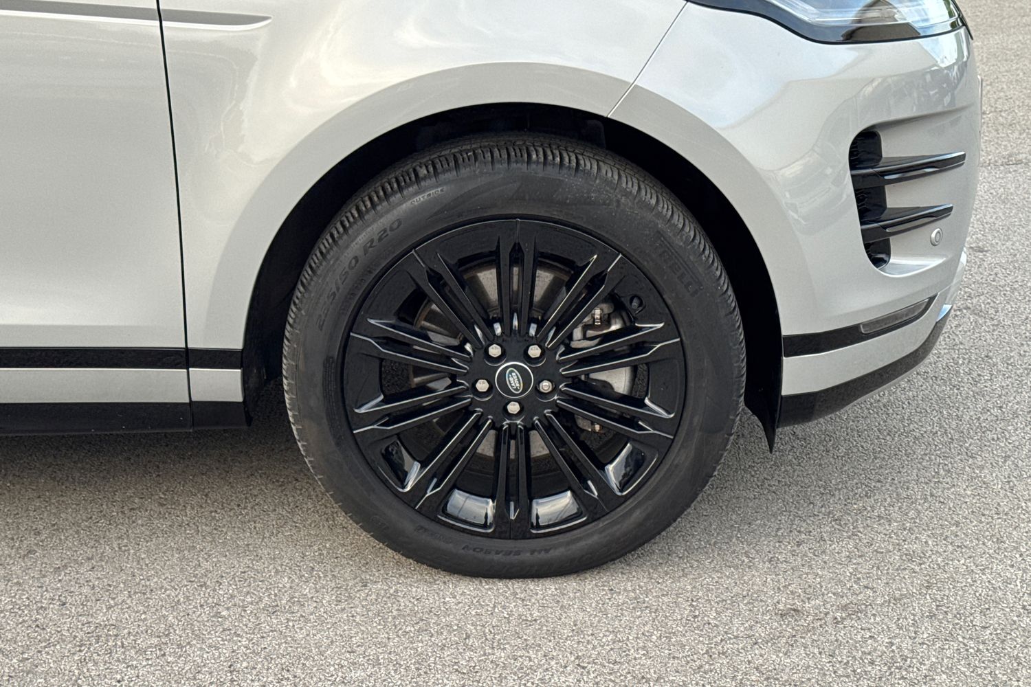 Used Land Rover Range Rover Evoque 2023 for sale - 76302468: Photo 5