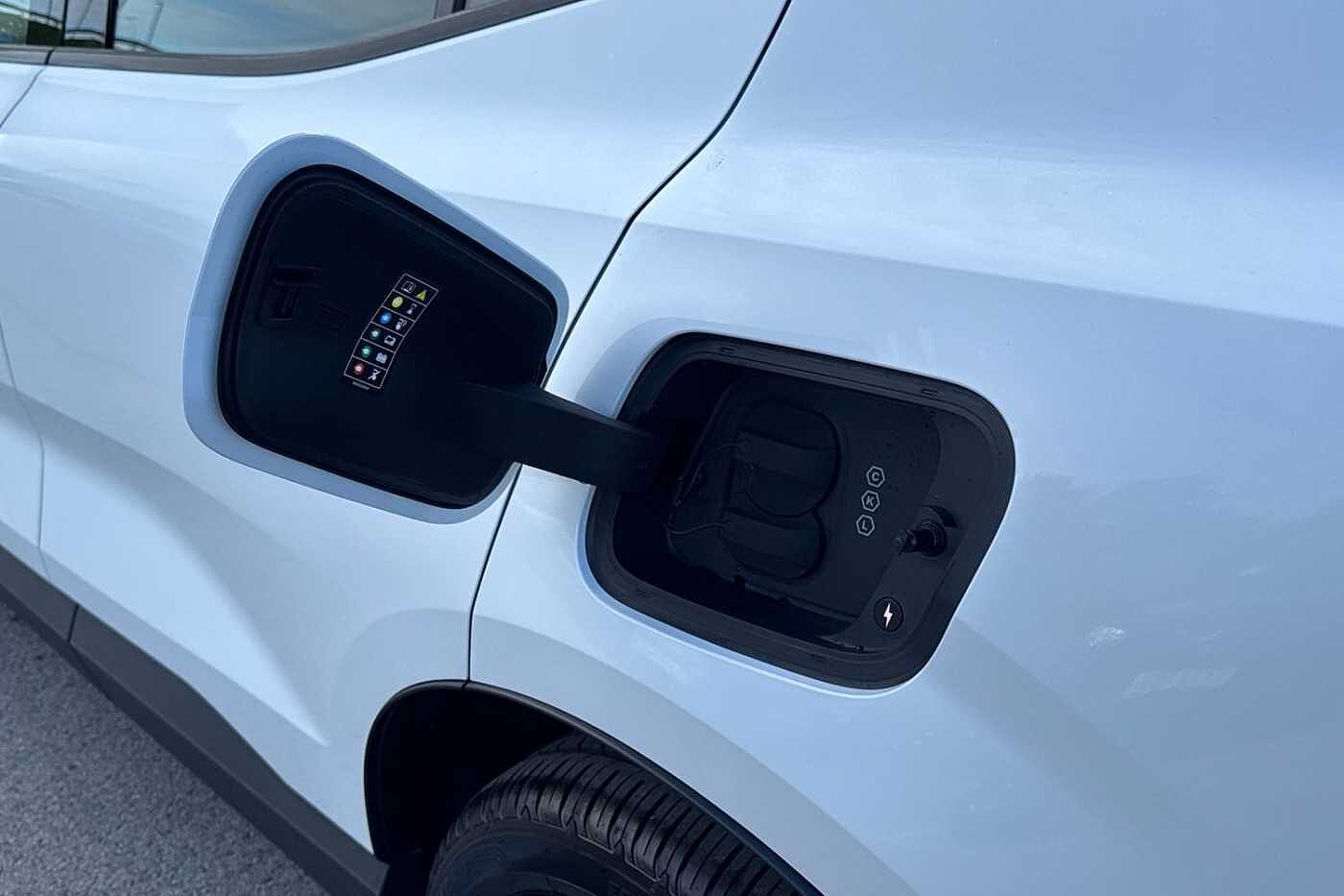 Used Volvo EX30 2025 for sale - 75934690: Photo 36