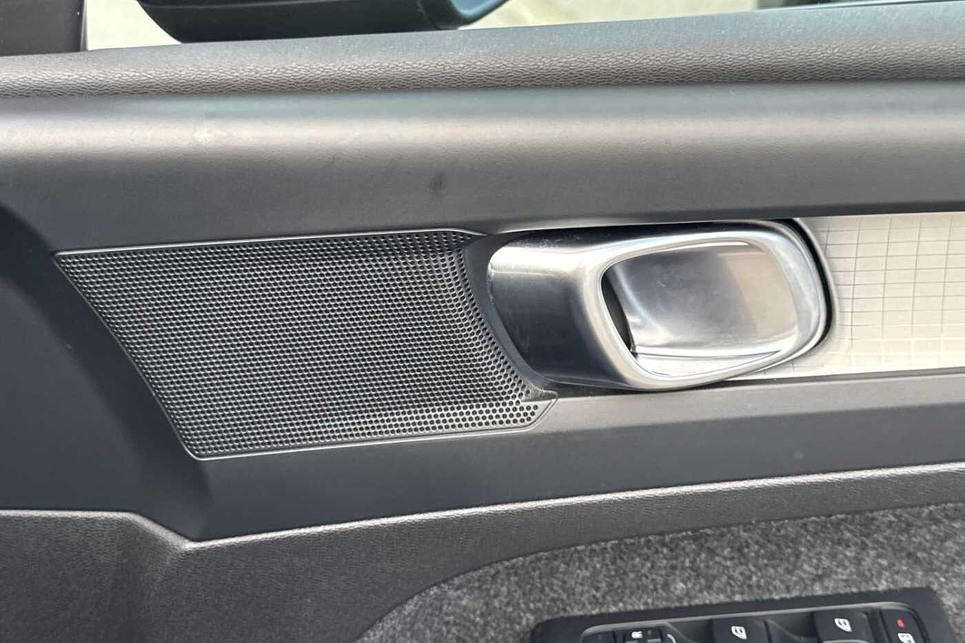 Used Volvo XC40 2022 for sale - 76079086: Photo 36