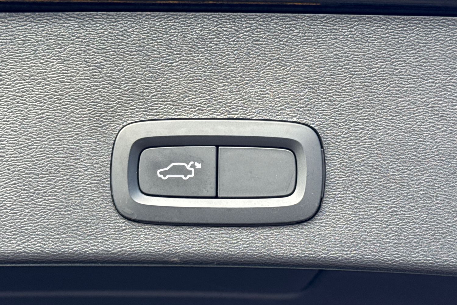 Used Volvo XC40 2022 for sale - 76079086: Photo 38