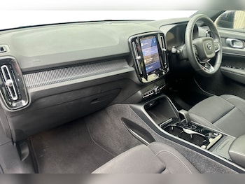 Used Volvo XC40 2021 for sale - 75467187: Photo