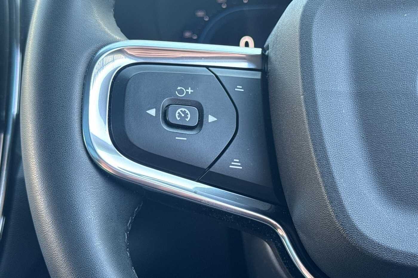 Used Volvo XC40 2022 for sale - 77877454: Photo 11