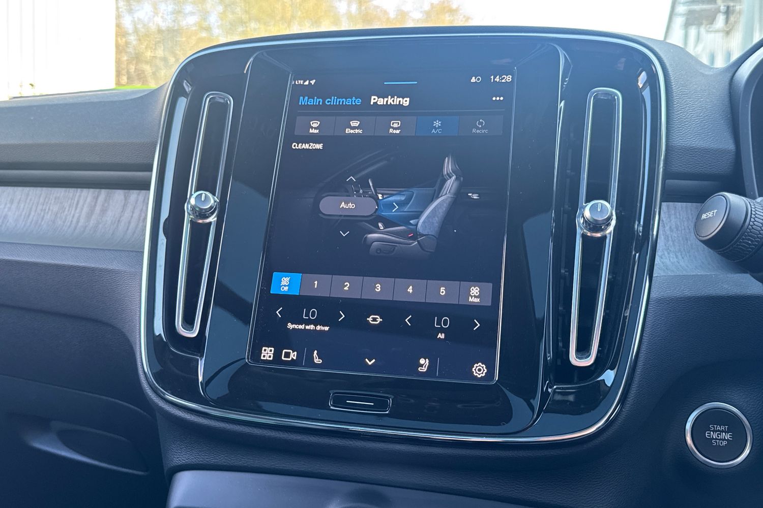 Used Volvo XC40 2022 for sale - 77877454: Photo 24