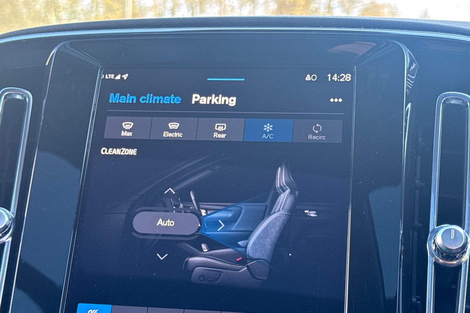 Used Volvo XC40 2022 for sale - 77877454: Photo 25