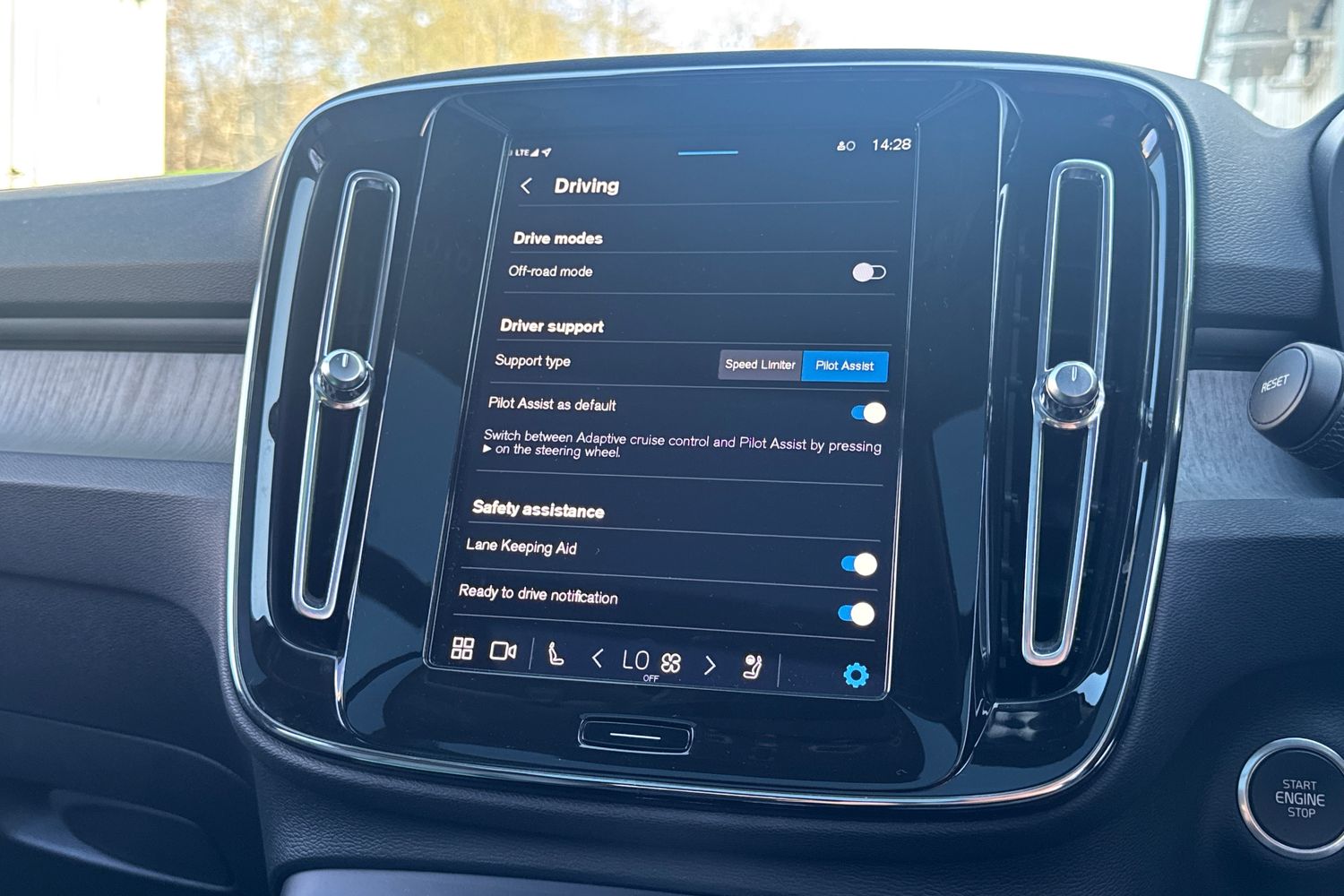 Used Volvo XC40 2022 for sale - 77877454: Photo 27